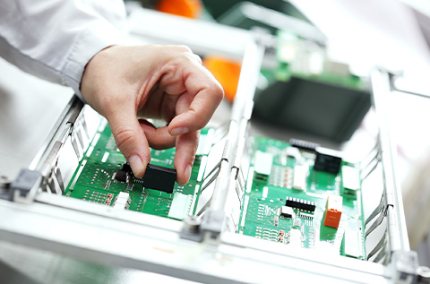 蜗杆磨砂轮如何应对高硬度合金材料的加工挑战？